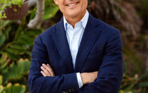 嘉康利董事长兼CEO罗杰·巴纳特登上《福布斯》