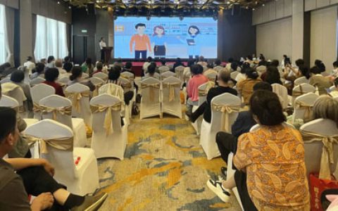 筑梦未来 新时代三十周年宣讲会走进巴彦淖尔