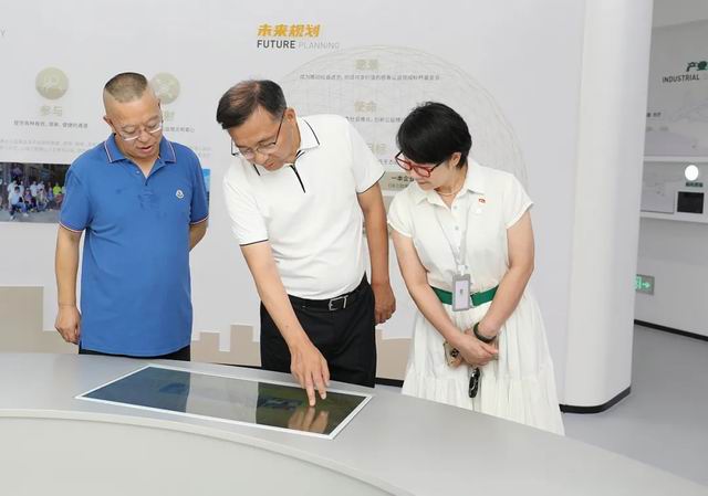 长沙市委统战部副部长一行莅临绿之韵调研