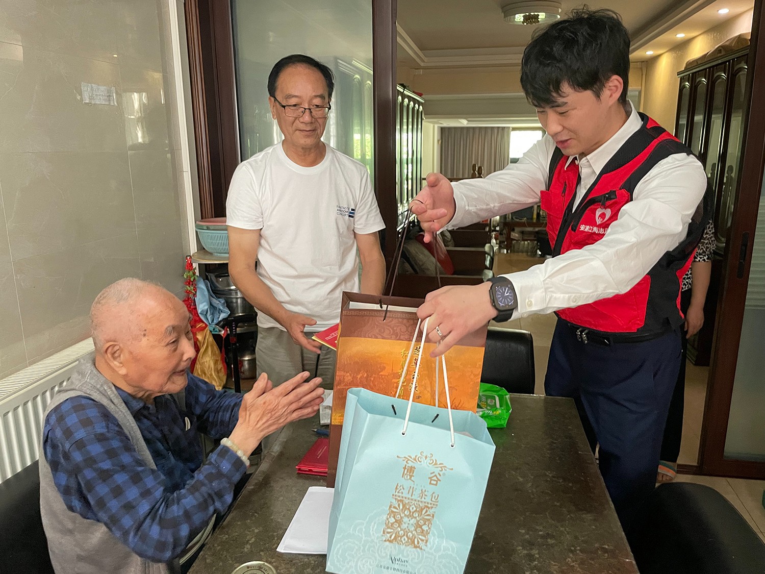 图片关键词