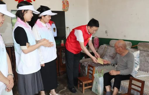 浏阳市监局与绿之韵公益基金会结对共建活动