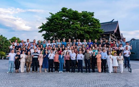 完美2025第二期领袖工坊第一学期培训收官