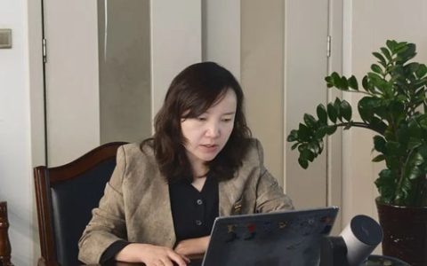 金诃藏药党支部开展 “七一” 系列活动