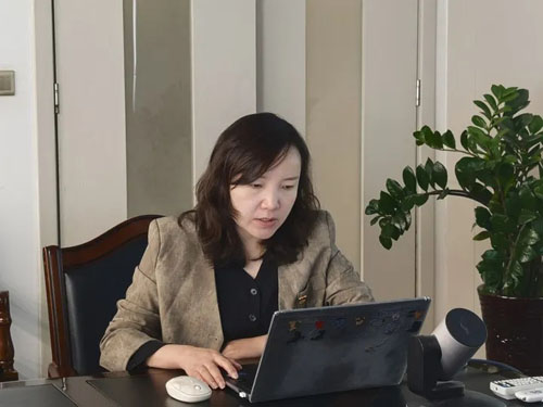 金诃藏药党支部开展 “七一” 系列活动
