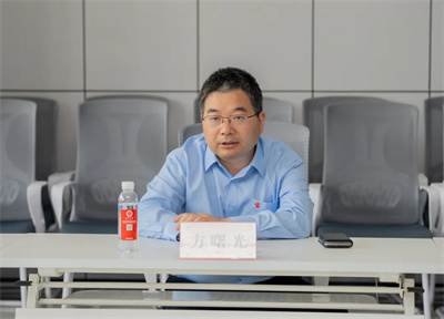 微康生物集团董事长方曙光博士莅临卫康参观考察
