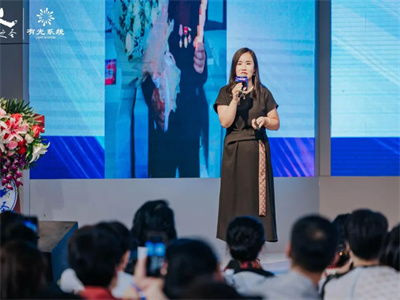 海之圣有光系统AI引流会暨抗衰新品发布会青岛落幕