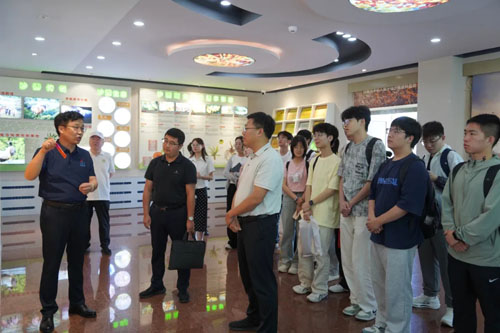 宇航人|钱学森沙产业理论校外实践基地挂牌