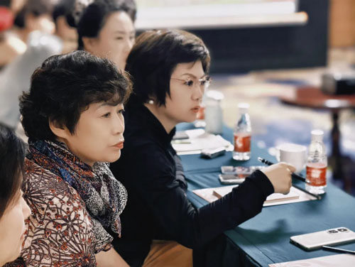 新时代辽宁分公司2025店长会在大连举办