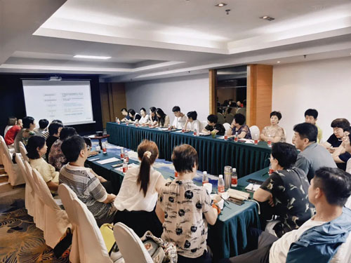 新时代辽宁分公司2025店长会在大连举办
