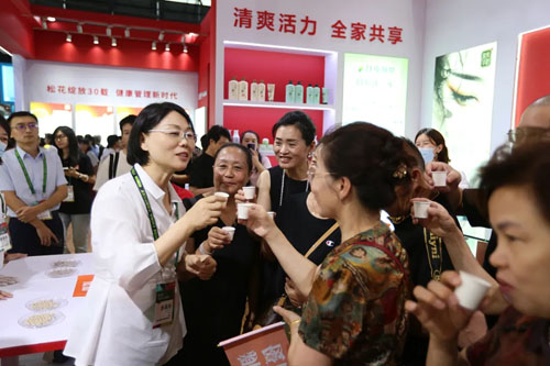 新时代新时优品闪耀第65届中国特许加盟展