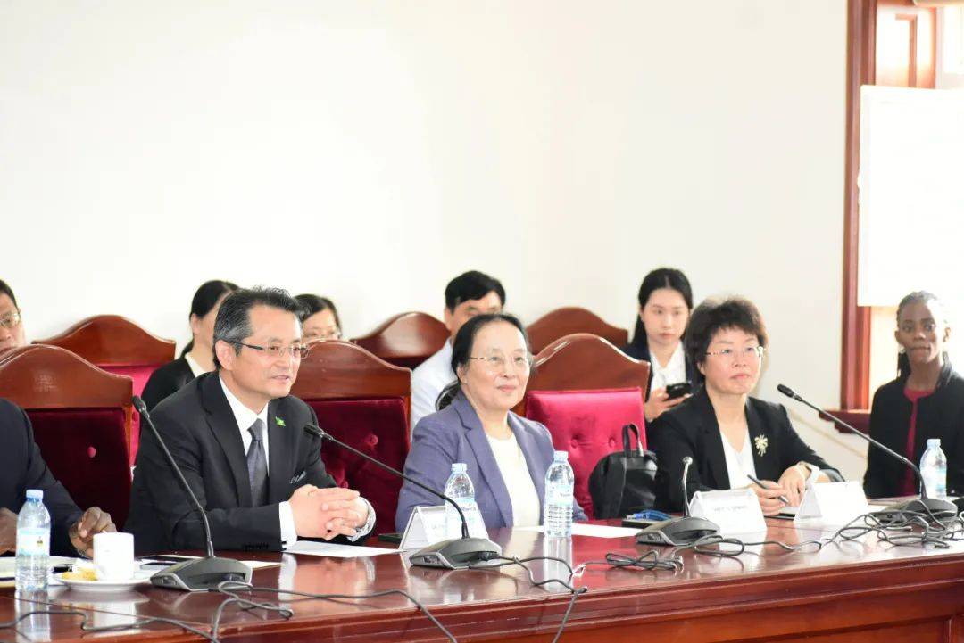 绿世界国际高层出席中乌农业合作重要活动，见证教育科研双突破