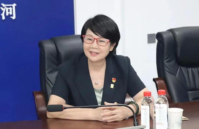 绿之韵集团党委开展“致敬老兵，温暖八一”主题党日活动