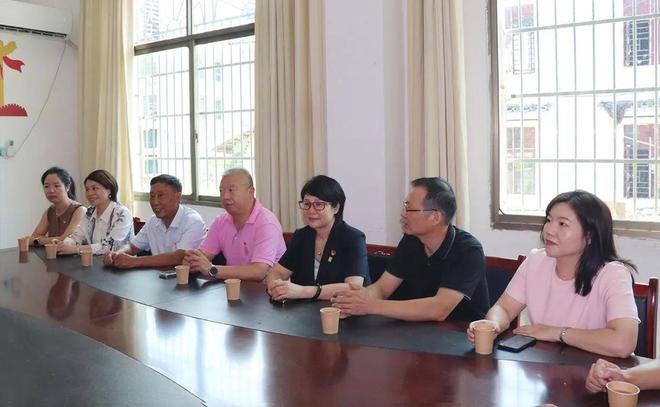 绿之韵集团党委开展“致敬老兵，温暖八一”主题党日活动