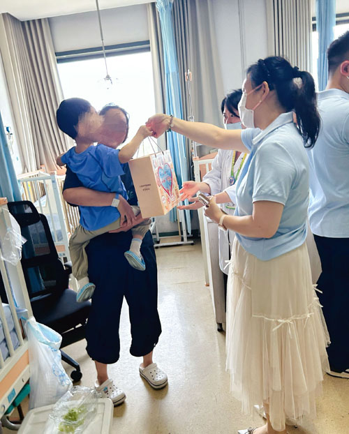 以爱护佑童心 安然走进复旦大学附属儿科医院