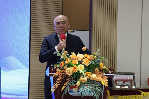 马来西亚雪兰莪州议会议长到访长青中国