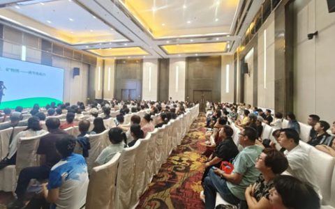 聚力赋能 新时代三十周年宣讲会走进辽宁盘锦