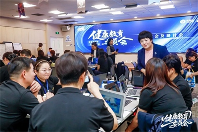 USANA葆婴健康教育委员会正式成立啦！