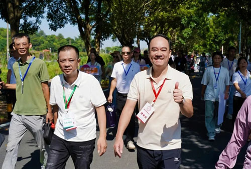 “健康揭阳 营养同行”完美公益健步走举行