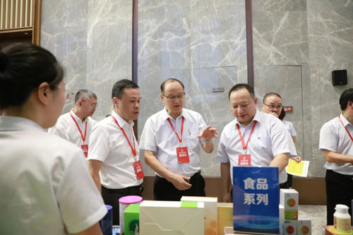 宁德市健康产业联合会成立 安发当选会长单位