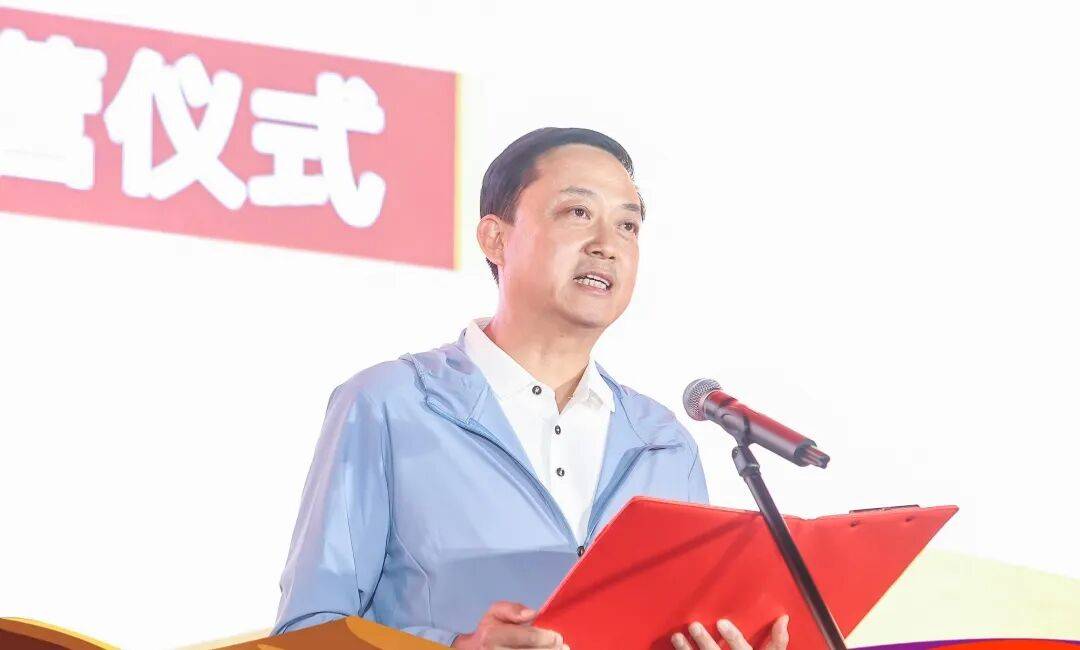 “苁蓉壮本 从容人生”东阿阿胶大漠情嘉年华暨第八届医联赛开营仪式燃情举行