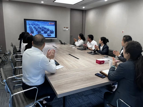 完美：盛世阅兵扬国威 完美共抒爱国情 