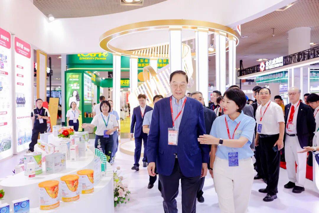 实力“圈粉”！完美公司亮相第22届中国国际保健博览会