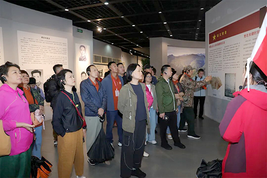 新时代2025年星级研学活动追寻红色足迹