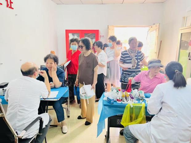 天狮集团党委开展“健康直通车”进社区活动  践行公益初心彰显责任温度