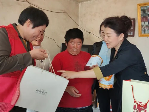情暖人间|完美甘肃分公司开展双节慰问活动