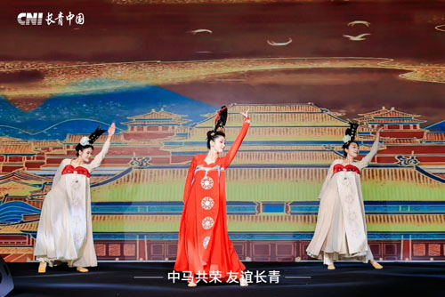 共叙友谊 长青出席中国马来西亚商会年度晚宴