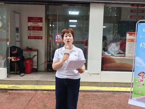 完美百城千店万人献血活动在河南三地举办