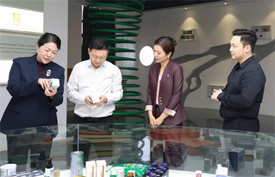 绿之韵集团-赐百年微藻联合创新实验室落户江苏