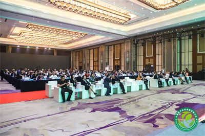 卫康王宗继出席第七届大健康产业高质量发展大会并作主旨报告