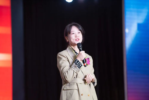 炎帝“新生纪元·创富未来”招商暨表彰会举行
