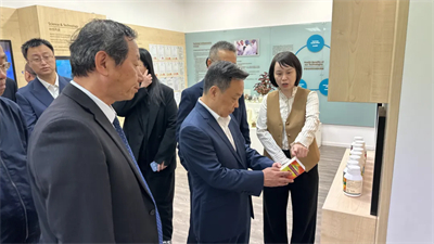 四川省代表团访问安发新西兰总部 共探草本科技与健康产业