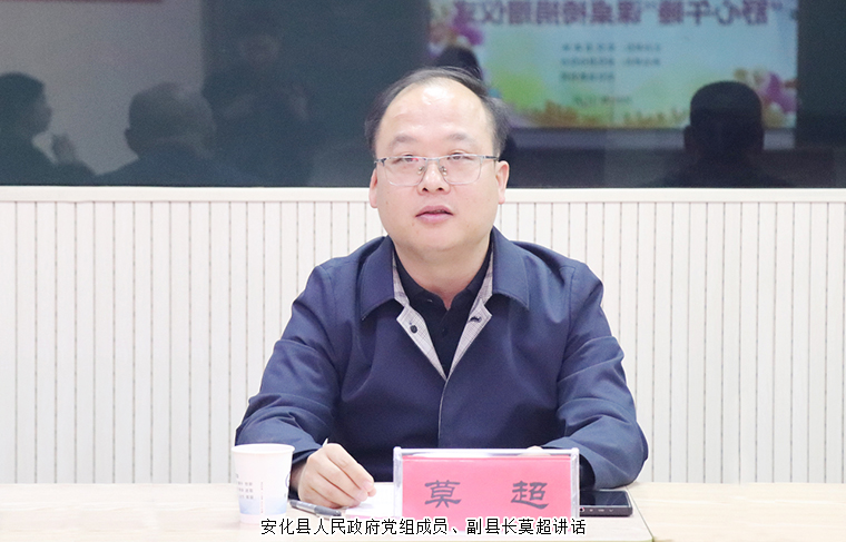 绿之韵捐赠20万善款助力乡村教育，700套“可躺式课桌椅”让孩子舒心午睡