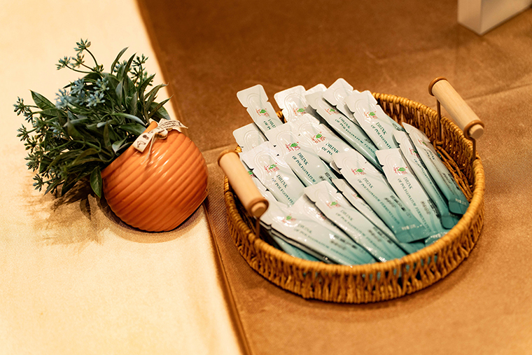 驻华女外交官看中国·湖南行—湖南省女企业家协会交流活动圆满举行，绿之韵特色产品引关注