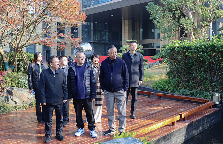 湖南省政协副主席赖明勇一行调研绿之韵中心