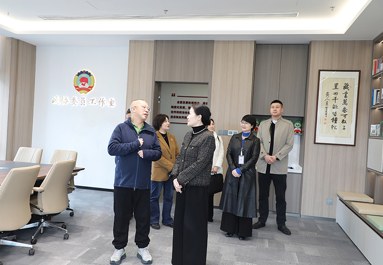 长沙市政协副主席刘金文一行莅临绿之韵中心调研