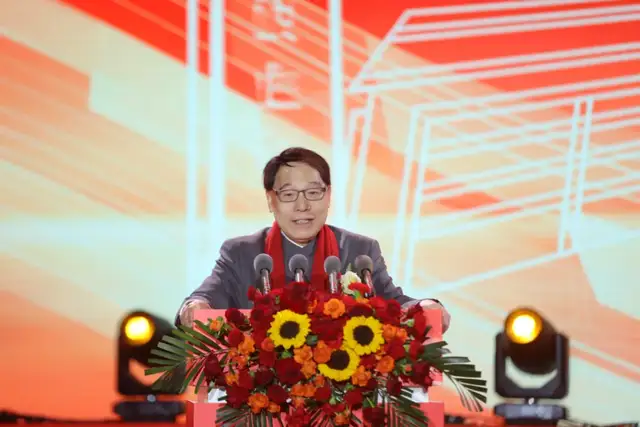 “不忘初心 砥砺前行” 金科伟业2025年会盛典举行