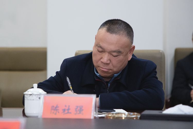 益阳市市场监督管理局党组书记、局长黄劲一行莅临理想华莱调研