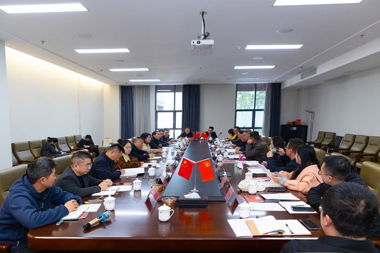 益阳市市场监督管理局党组书记、局长黄劲一行莅临理想华莱调研