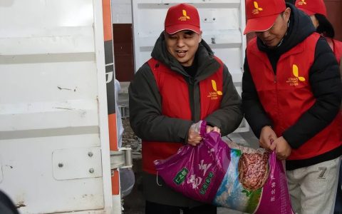 圃美多乐活幸福家暖光行动再次启程，走进高陵手牵手特教中心，用行动传递公益力量