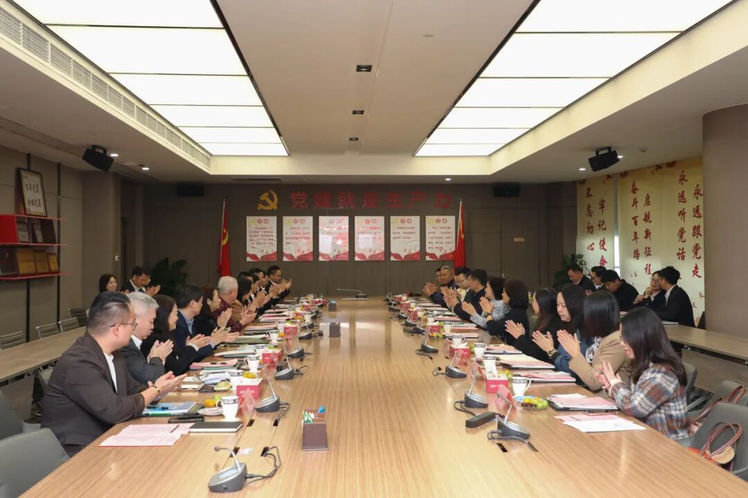 中山市领导刘美新、冯金怡到完美公司走访调研