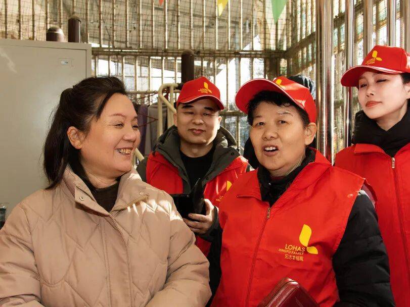 圃美多乐活幸福家暖光行动再次启程，走进高陵手牵手特教中心，用行动传递公益力量