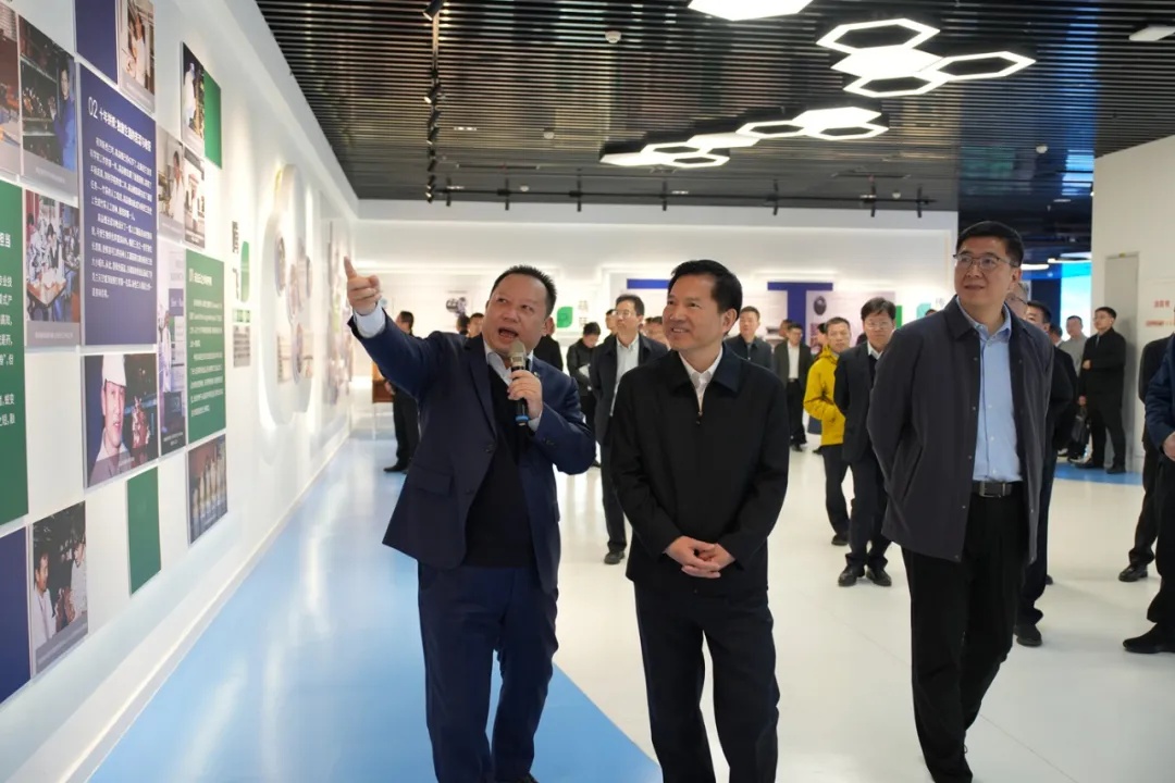 福建省市场监督管理局局长黄水木带队调研安发生物