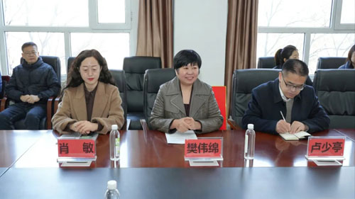 金木集团慰问高三教师 以爱心践行社会责任