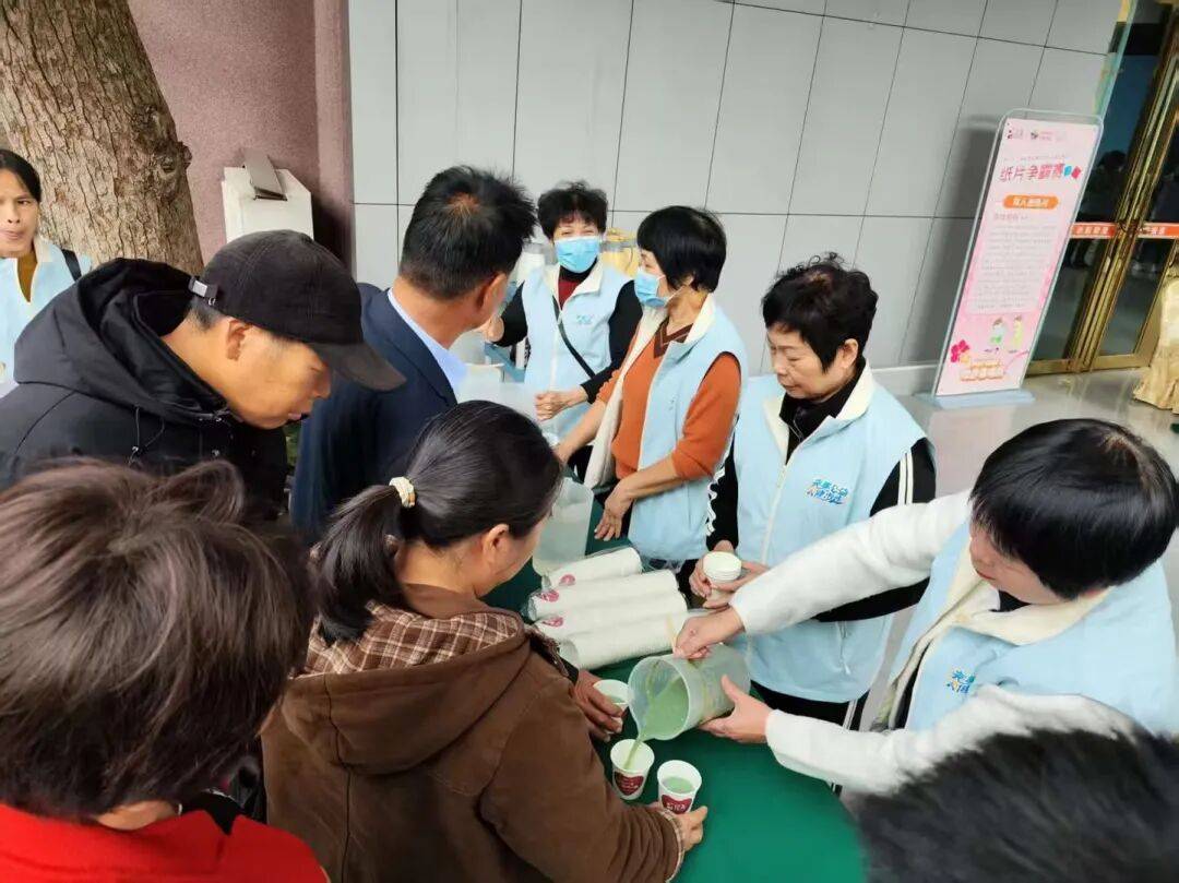 完美广西双站联动献血为八桂注入暖心力量