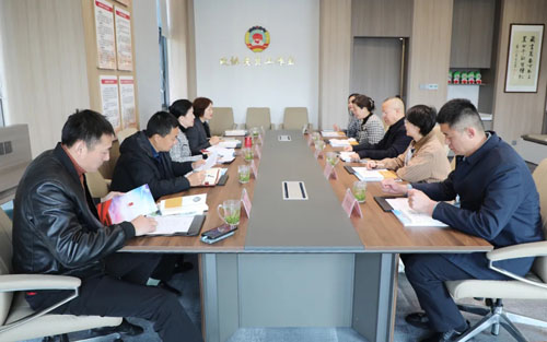 长沙市政协副主席刘金文莅临绿之韵中心调研