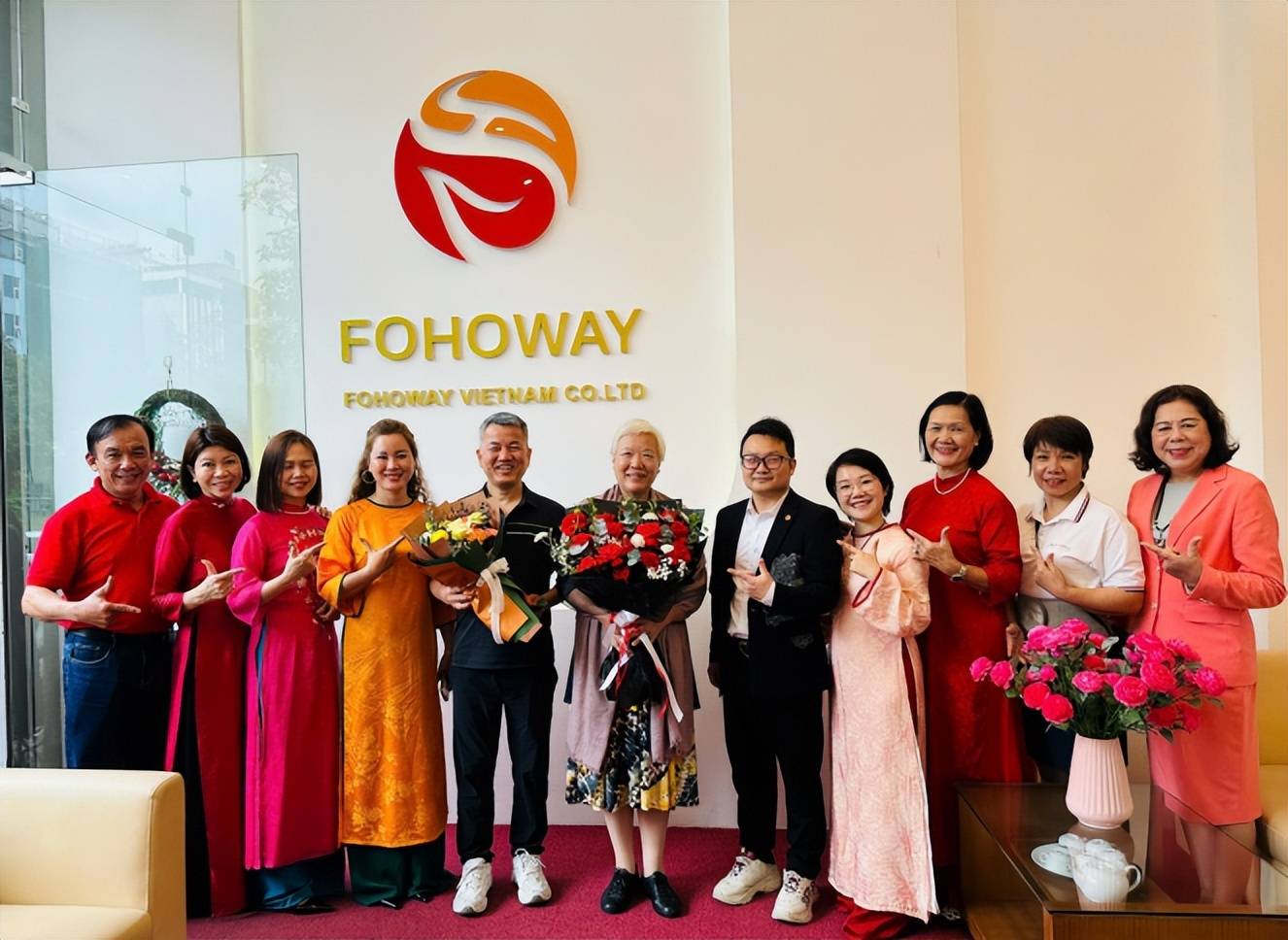 中国高端智库经济专家一行莅临和治友德越南分公司调研海外个人经济体发展